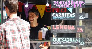 Vil du lave street food? Så bliv en del af Rebel Food, som arrangerer street food-markeder i København og omegn